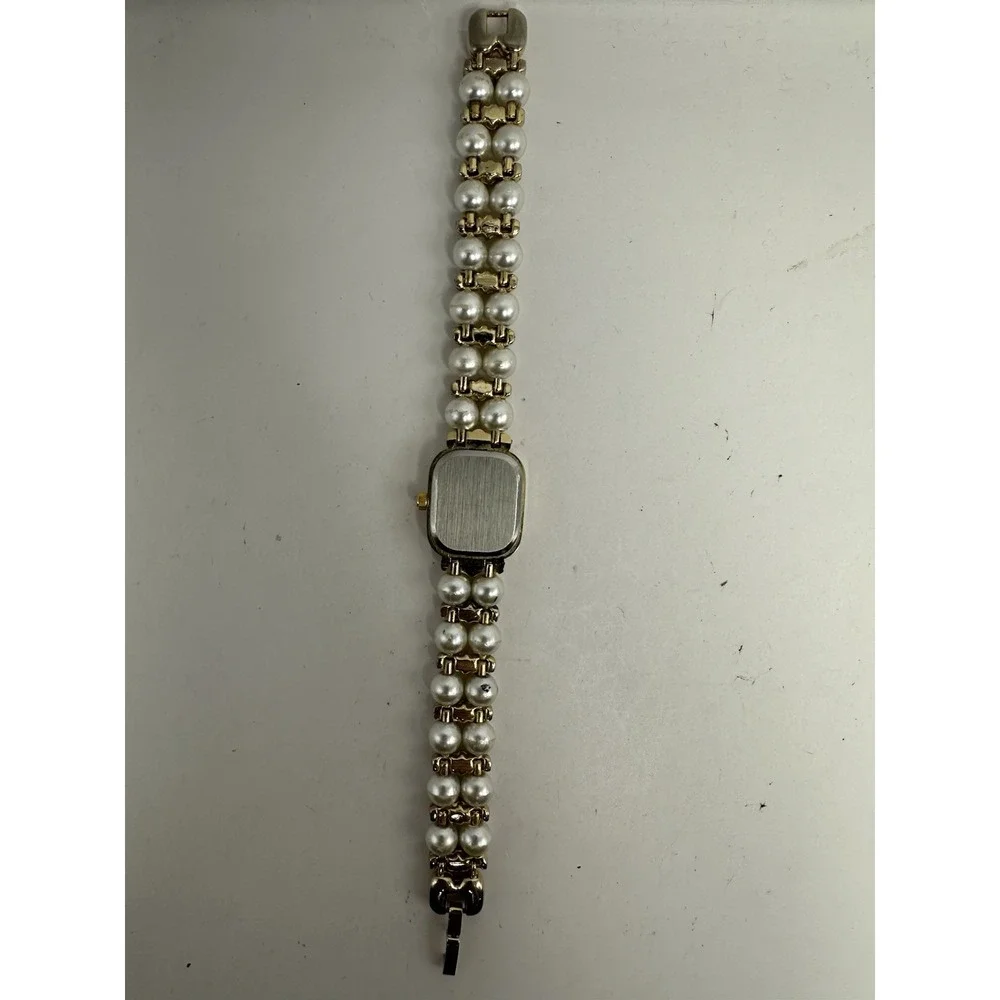 Ronica Faux Pearl Ladies MOP Watch New Battery 20MM‎ 7.25